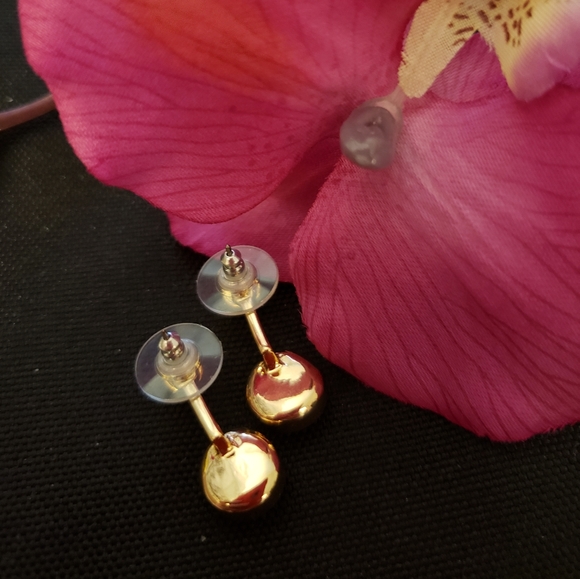 🇨🇦FOXY ORIGINAL EARRINGS 🇨🇦 - Picture 3 of 5